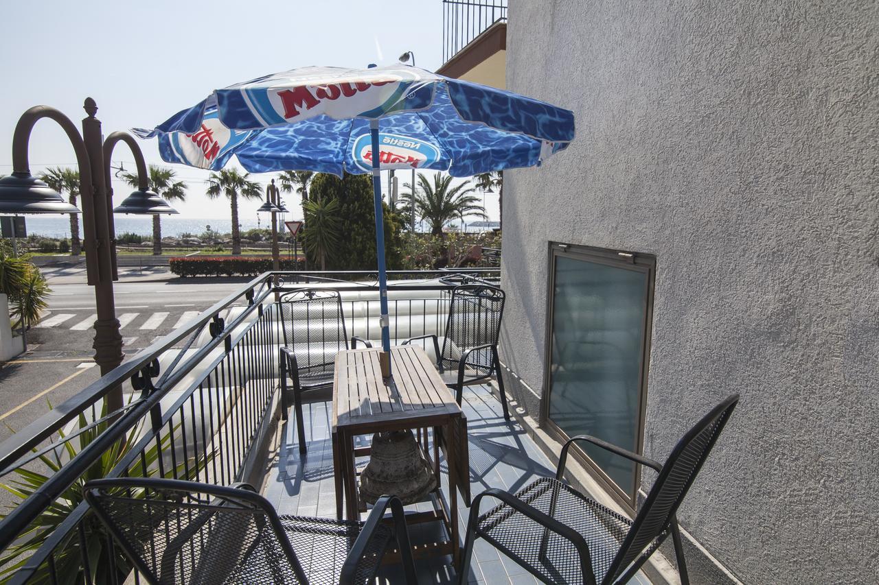לואנו Residence Colibri Family & Bike מראה חיצוני תמונה